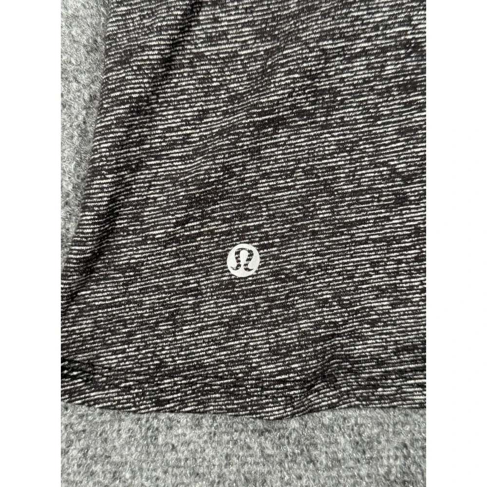 Lululemon Extra Mile 1/2 Zip Womens Size 2 Heathered Gray Yoga Gym‎ Running